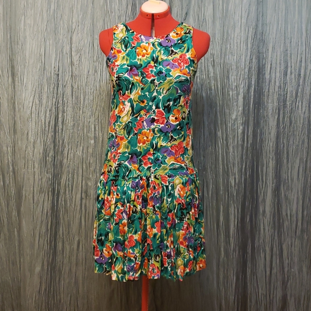 Vintage drop waist dress 👗 😍